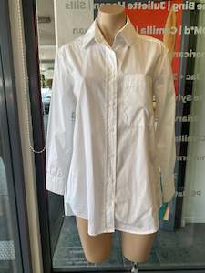 Juliette Hogan, Shirt, S