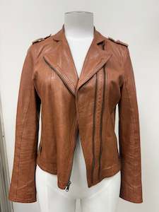 Vera Pelle, Jacket, 14