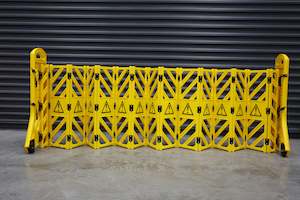 Popular: Plastic Folding Mobile Barrier