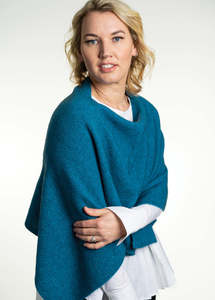 Moss Stitch Poncho - Trilogy Range