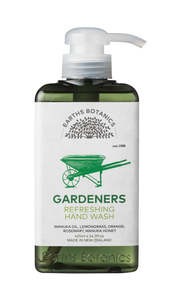 Cosmetics Collection: Gardeners Refreshing Hand Wash - 425ml