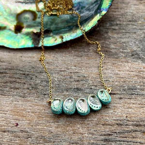 Jewellery Collection: Nostalgem - Paua Shell Whānau Family Beachstone Necklace - Gold Plate or Sterling Silver - end of line
