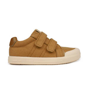 Canvas Sneakers: OTTO Caramel