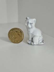 10 Deals: Cat - White Howlite