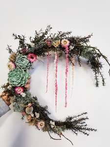 Dried Florals: Medium Crescent Moon Wreath