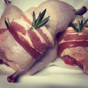 Poultry: Organic Semi Boned Chicken Leg