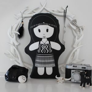 Products: Maori Girl – Ethnic Doll - Prints & Princesses