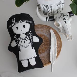 Products: Native American – Ethnic Doll - Prints & Princesses