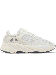 Yeezy 700: Adidas Yeezy Boost 700 Analog