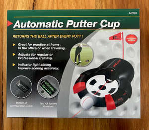 Automatic Putter Cup with flag