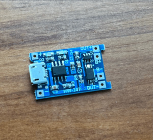 Products: HW-107 5V 18650 Cell Charger