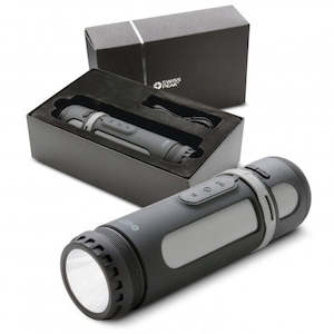 Power Banks: Swiss Peak 4-in-1 Speaker