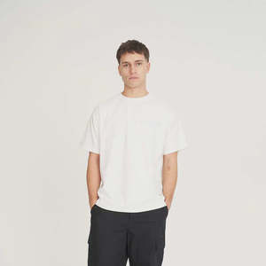 Latest: Huffer Block 220 Tee Vert - Chalk