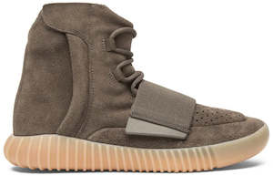 Yeezy: Yeezy Boost 750 'Chocolate'
