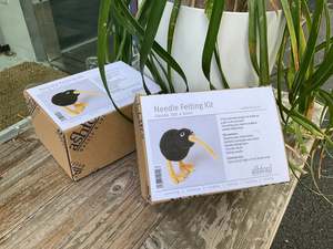 All: Ashford Needle Felting Kit - Kiwi