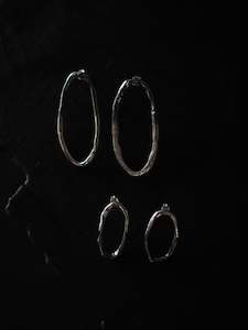 Oval earrings / small, large
