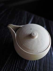 Hitoshi Morimoto: Shirahana Houhin / Tea pot ver.1