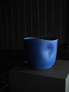 Homeware: Medium Blue Vessel