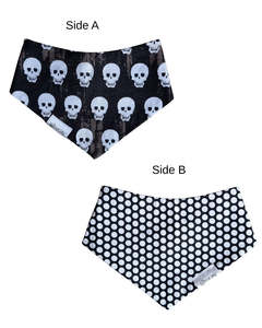 Bibs: Reversible Bib - Skulls/Dots