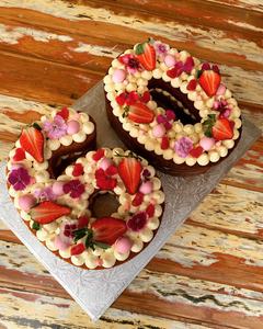 Cakes: Double Digit Number Cake - choose flavour, icing, & more!