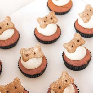 Products: Mini 24 Pack Pupcake Box