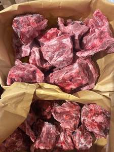 Treats: ROYALBURN MEATY SOUP BONES