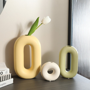 Products: Cream Donut Ceramic Vase Puredeco