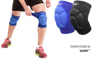 Medical Supplies: 1 pair Soccer Skating Sponge Pad Knee Support Brace *2 Col