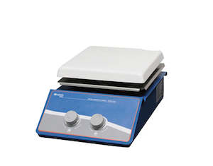 Benchtop Equipment: Analogicical magnetic stirrer with heating