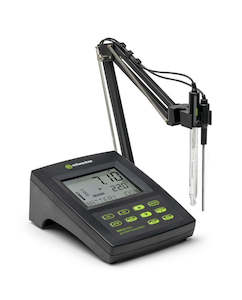 Benchtop Equipment: Bench pH Meter