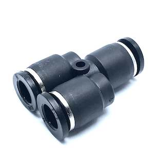 PUREWASH ™ Push-Fit Hose Y Joiner 8mm