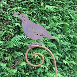 Garden Art: Quail | Lantern Holder