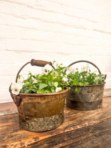 Round Iron Buckets With Handle