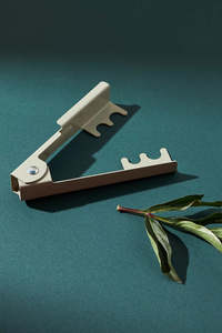 Garden Essentials: Stem Strippers