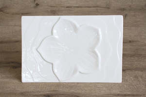 Plate: Lily Rectangle Plate