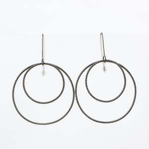 Frances Stachl: FS252: Double twist (takawiri) hoop earrings