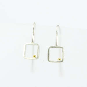 Lucia Araoz: LA16: Square frame earrings