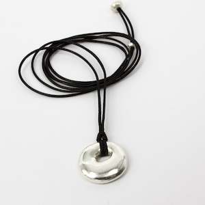 Lucia Araoz: LA114: Fine silver pendant