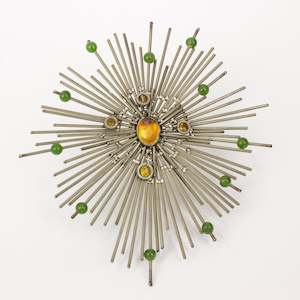 Brooches: NA185: Starburst brooch