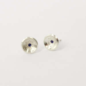 Earrings: RMO71: Concave sapphire stud earrings