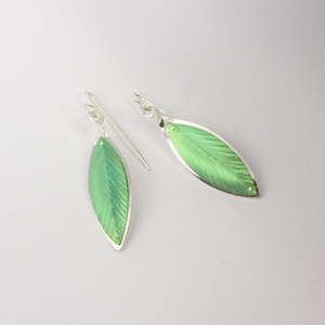 Earrings: RB211: Laurel leaf earrrings