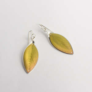 RB210: Pohutukawa leaf earrings