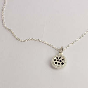 Necklaces: RMO62: Rock pool sapphire pendant