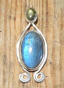 Jewellery Space: Labradorite with Black Star Sapphire Necklace