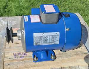 Creator Space: Electric Motor - 1/2 hp, 1,400rpm, 5/8 inch shaft