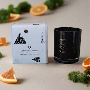 Candle: The Bushman - Amber, Teak & Moss