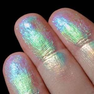 Pressed Pigment Highlighter - Dewy Rainbow