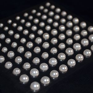 Self-Adhesive Gems - Pearl