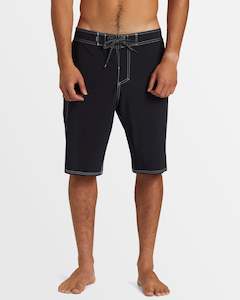 Mens Collection Surf Saturn: Mens Saturn Solid 21" Boardshorts