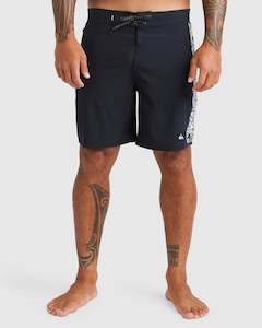 Mens Boardshorts Performance: Mens Surfsilk Marakihau Arch 18" Boardshorts